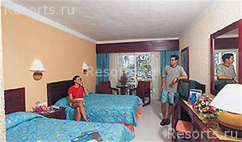 Barcelo Capella Beach 7